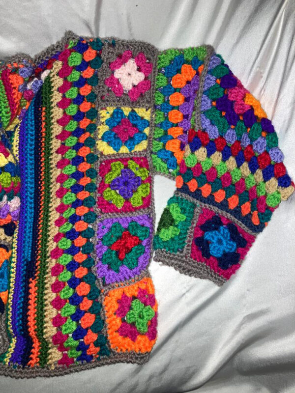 Jersey de crochet de lanas de colores