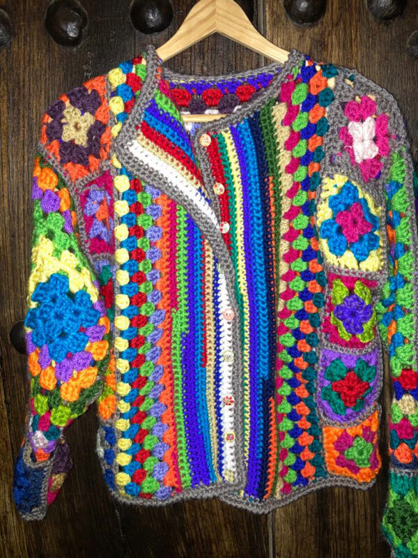 Jersey de lanas de colores a croché